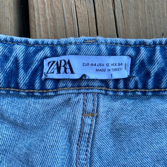 ZARA Ripped Mom Fit Jeans - Picture 8 of 10